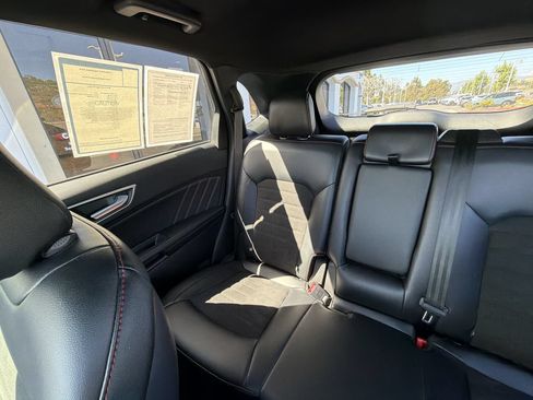 Used 2022 Ford Edge ST-Line AWD/4WD image 6
