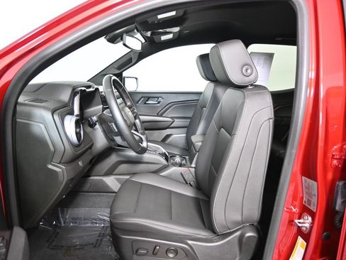 Used 2023 Chevrolet Colorado LT w/ LT Convenience Package III AWD/4WD image 20