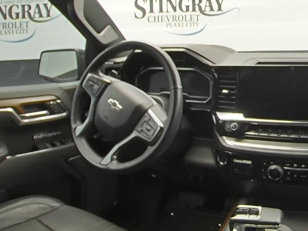 Used 2025 Chevrolet Silverado 1500 High Country w/ Midnight Edition RWD image 16