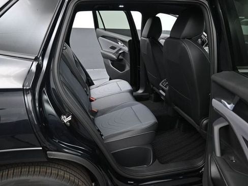 New 2026 Volkswagen Tiguan SE R-Line FWD image 13
