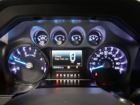 Used 2014 Ford F350 Lariat image 38