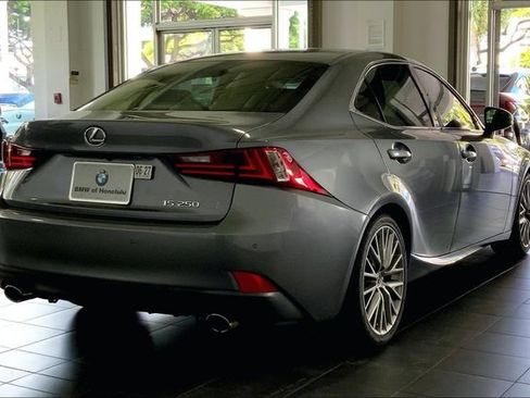 Used 2014 Lexus IS 250 RWD image 6