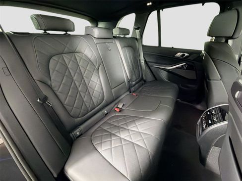 New 2026 BMW X5 xDrive40i AWD/4WD image 28