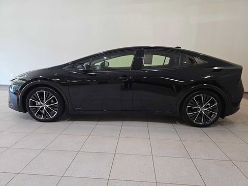 Certified 2024 Toyota Prius XLE AWD/4WD image 3