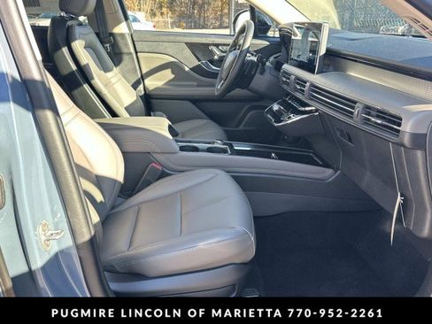 New 2026 Lincoln Corsair Premiere image 13