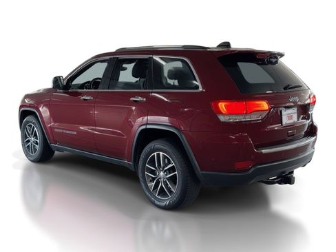 Used 2018 Jeep Grand Cherokee Limited image 3