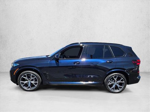 Used 2026 BMW X5 xDrive40i w/ M Sport Package AWD/4WD image 9
