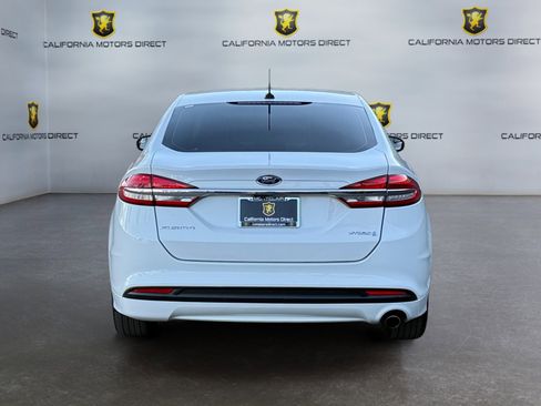 Used 2018 Ford Fusion S image 4