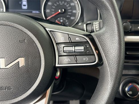 Used 2024 Kia Forte LXS image 18