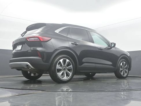 Used 2025 Ford Escape Platinum AWD/4WD image 52