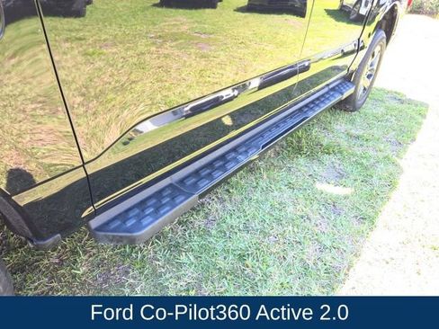 Used 2022 Ford F150 Lightning Lariat w/ Tow Technology Package image 9