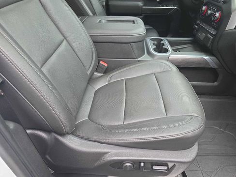 Used 2020 Chevrolet Silverado 2500 LTZ w/ LTZ Premium Package image 22