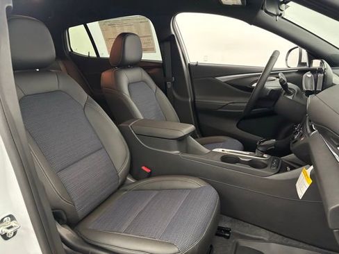 New 2026 Buick Envista Preferred w/ Convenience I Package image 32
