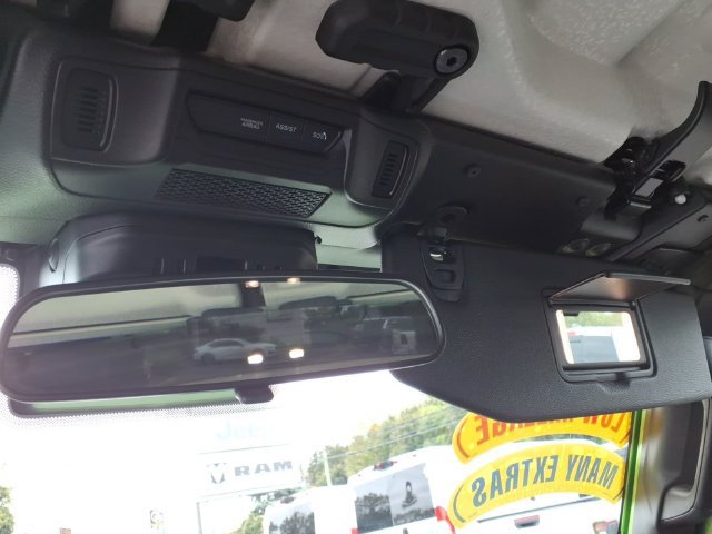 Certified 2025 Jeep Wrangler Sport AWD/4WD image 23