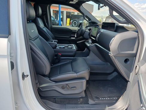 New 2025 Ford Expedition Platinum w/ Stealth Performance Package image 16