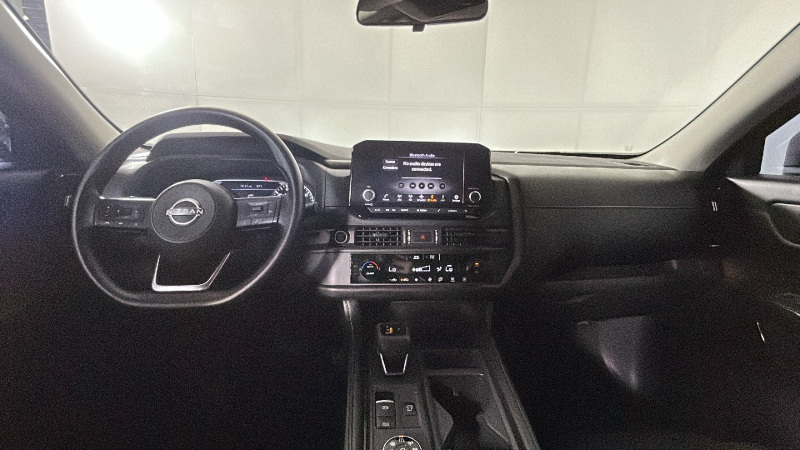 Used 2023 Nissan Pathfinder S AWD/4WD image 32