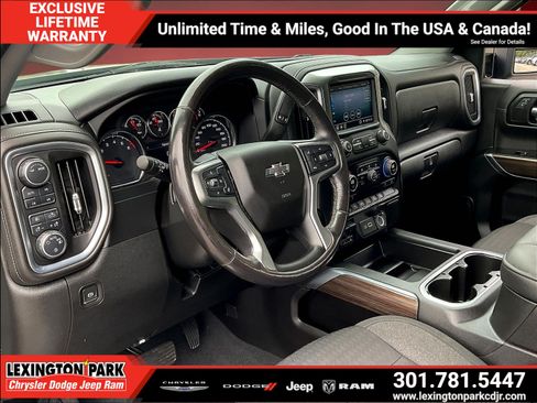 Used 2021 Chevrolet Silverado 1500 LT Trail Boss w/ Bed Protection Package AWD/4WD image 17