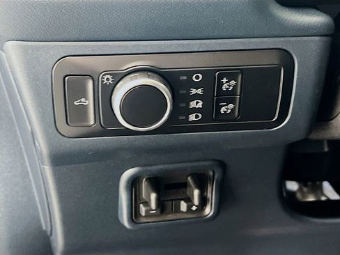 New 2025 Ford Maverick XL w/ 4K Tow Package image 18