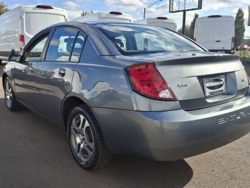 Used 2005 Saturn ION Level 3 w/ Travel Pkg image 11