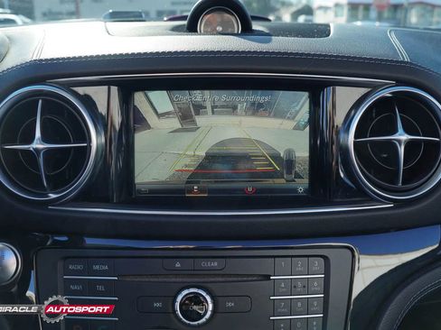 Used 2018 Mercedes-Benz SL 550 image 38