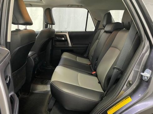 Used 2020 Toyota 4Runner SR5 Premium w/ Moonroof Package AWD/4WD image 11