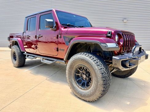 Used 2022 Jeep Gladiator Sport AWD/4WD image 1