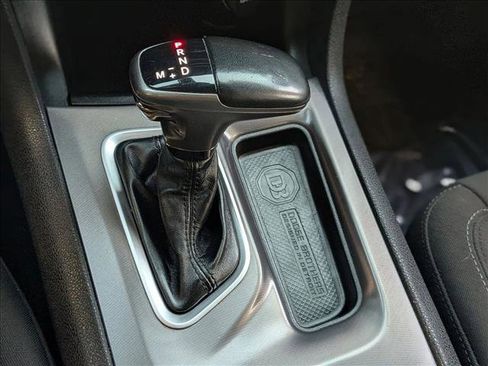 Used 2019 Dodge Charger R/T w/ Cold Weather Package RWD image 12