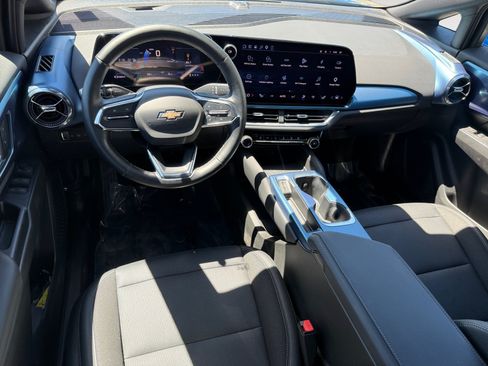 Used 2024 Chevrolet Equinox EV LT FWD image 15