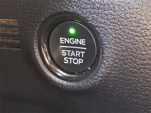 Used 2022 Ford Ranger Lariat w/ Equipment Group 501A High image 22