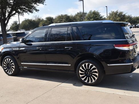 Used 2023 Lincoln Navigator L Black Label image 11