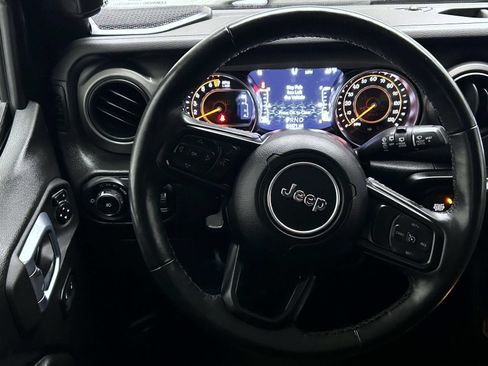 Used 2022 Jeep Wrangler Unlimited Sport AWD/4WD image 12