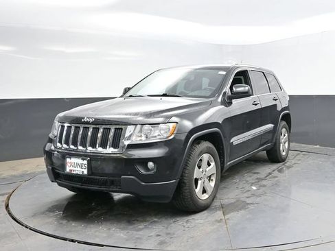 Used 2013 Jeep Grand Cherokee Laredo AWD/4WD image 8