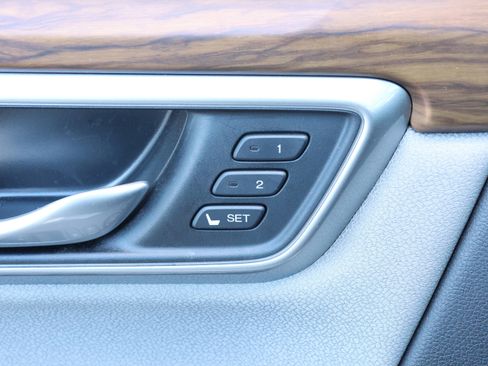 Used 2020 Honda CR-V EX image 13