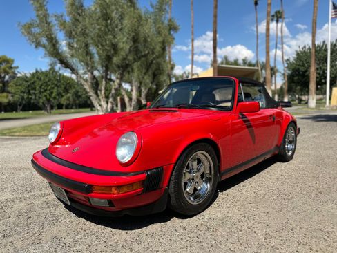 Used 1987 Porsche 911 Carrera RWD image 3