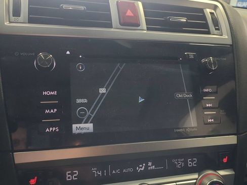 Used 2017 Subaru Outback 2.5i Limited AWD/4WD image 11