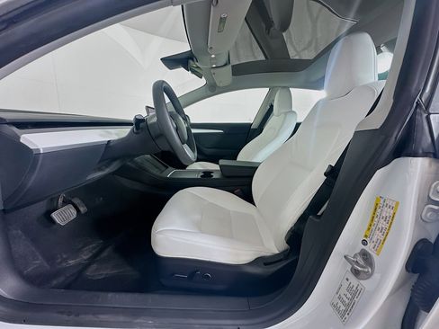 Used 2023 Tesla Model 3 Standard Range RWD image 13