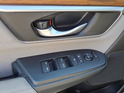 Used 2020 Honda CR-V EX image 17