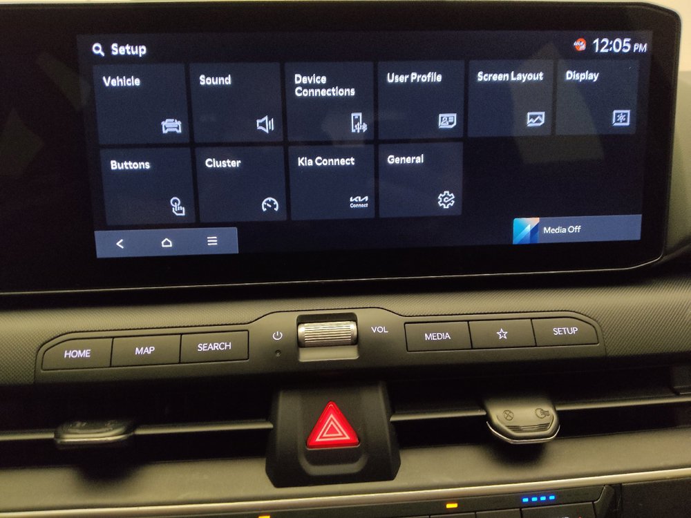 Used 2025 Kia K4 FWD image 25