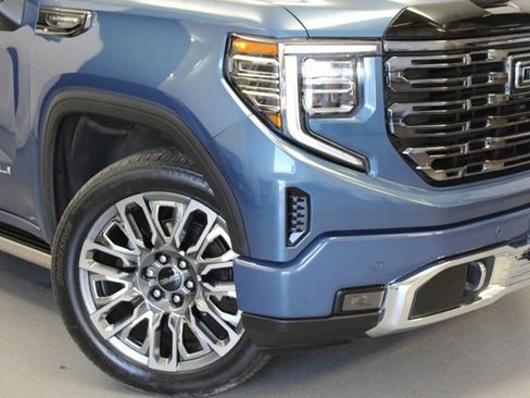 Used 2025 GMC Sierra 1500 Denali Ultimate AWD/4WD image 2
