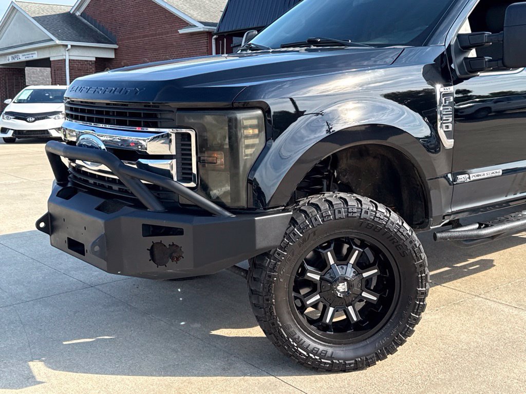 Used 2018 Ford F250 XLT AWD/4WD image 18