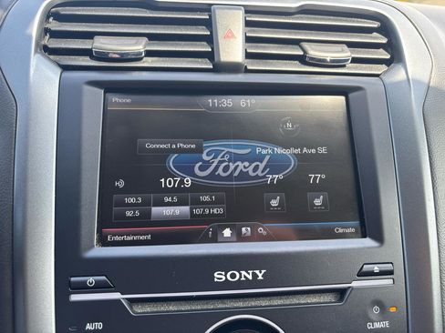 Used 2013 Ford Fusion Titanium FWD image 21