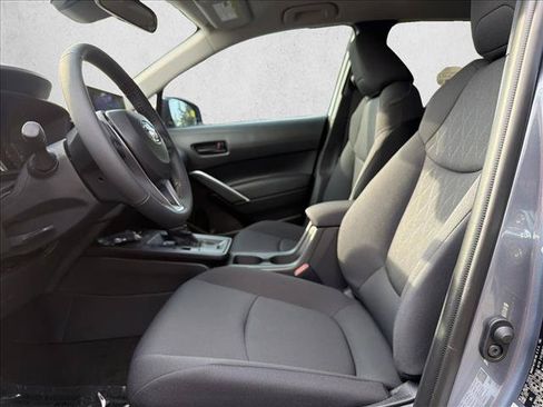 Certified 2026 Toyota Corolla Cross LE AWD/4WD image 11