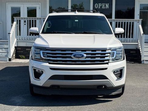 Used 2019 Ford Expedition Limited w/ Special Edition Package AWD/4WD image 9