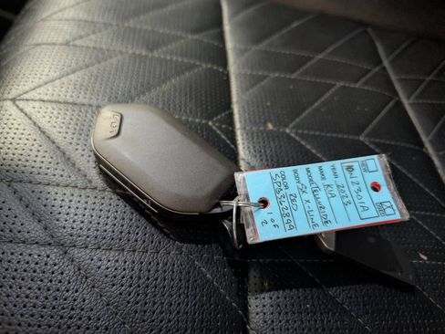 Used 2023 Kia Telluride SX X-Line AWD/4WD image 29