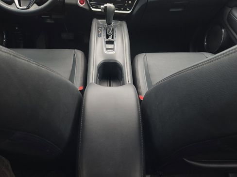 Used 2019 Honda HR-V EX-L image 13