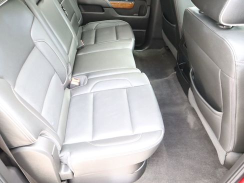 Used 2018 Chevrolet Silverado 1500 High Country AWD/4WD image 51