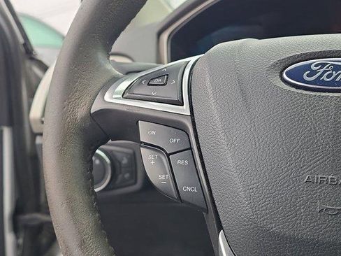 Used 2014 Ford Fusion SE w/ Equipment Group 202A image 24