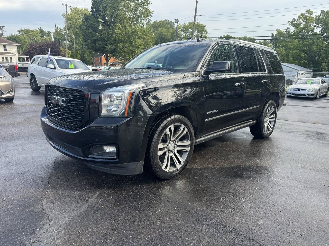 Used 2018 GMC Yukon Denali w/ Denali Ultimate Package AWD/4WD image 1