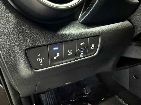 Used 2021 Hyundai Kona Ultimate image 14