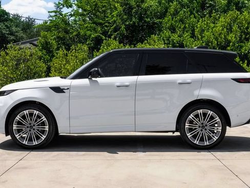 New 2026 Land Rover Range Rover Sport Dynamic SE AWD/4WD image 16